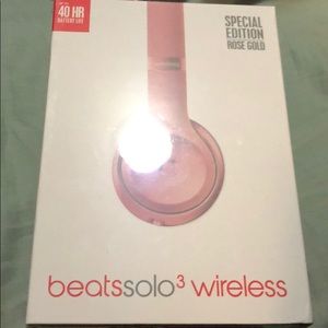 Beats solo 3 wireless